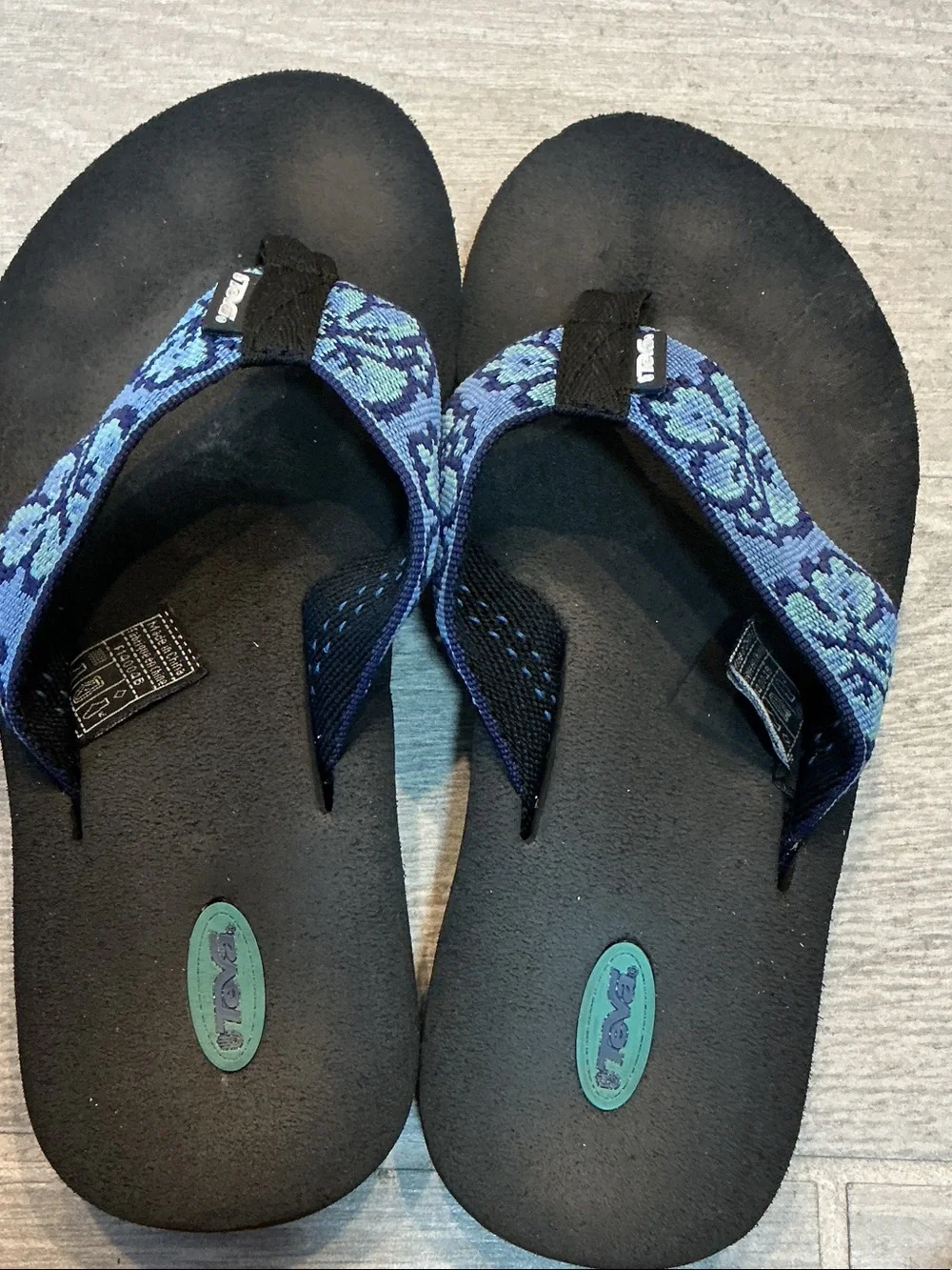 Teva Mush Blue Floral Strap Flip Flops Sandals Women’s Sz 7 EU 38